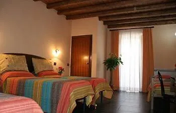 מלון Piccolo טרמיני אימרסה