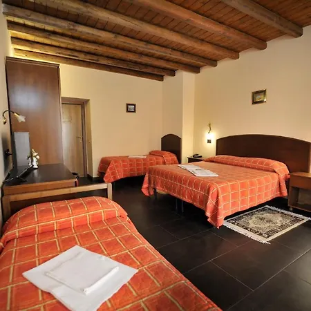 Piccolo Hotel