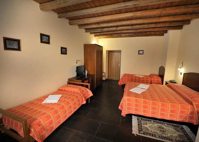 Piccolo Отель Термини-Имерезе